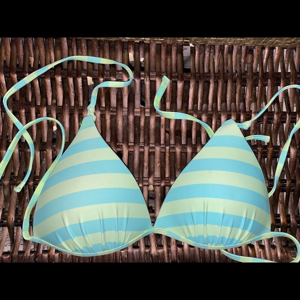 Bathing suit. In good condition.